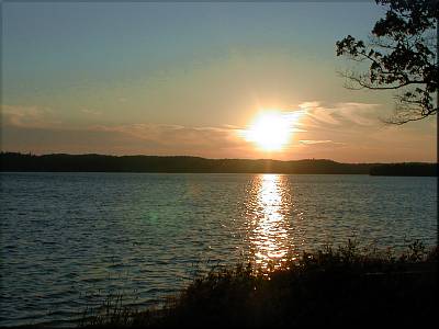 font lake sunset